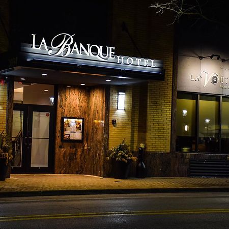 La Banque Hotel Homewood Екстериор снимка