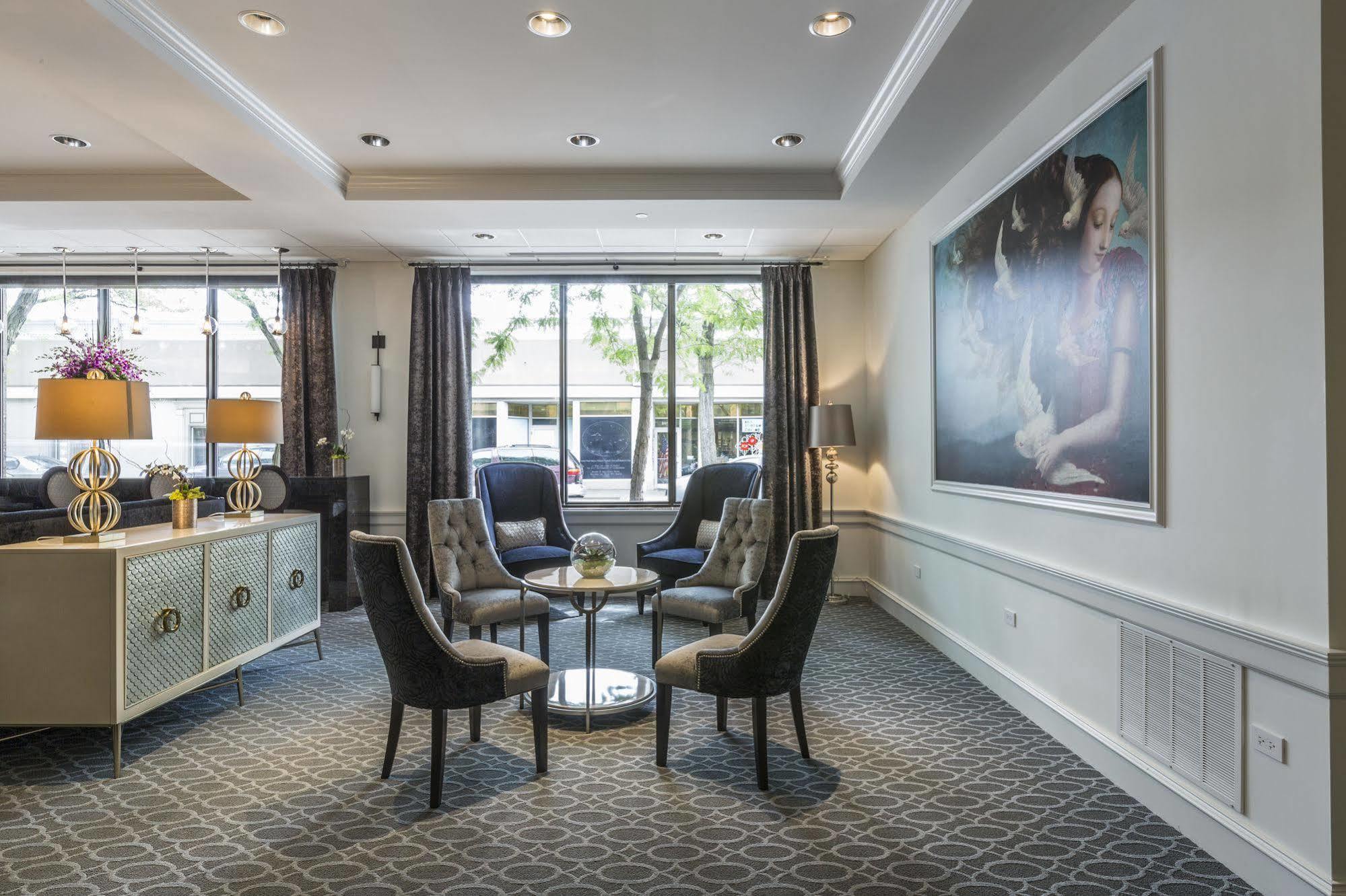 La Banque Hotel Homewood Екстериор снимка